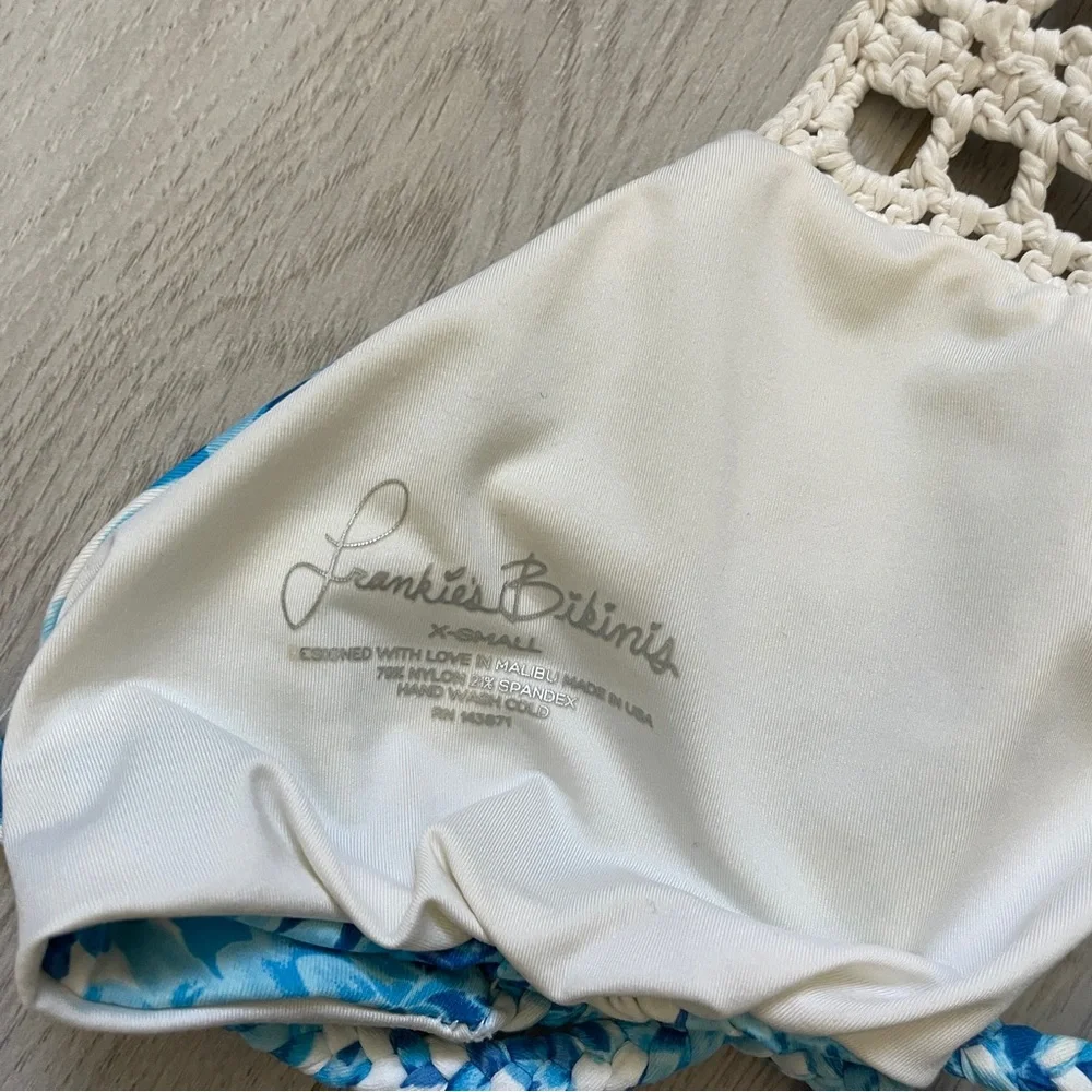 Frankies Bikinis Top blue dahlia crochet bikini womens Blue (xsmall) cutout swim
